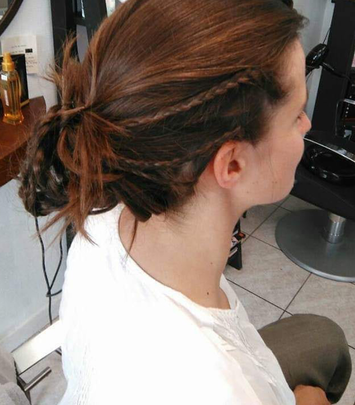 Chignon réalisé par Annie C dans l’Hair pour mariage, communion ou événement à Longeville-sur-Mer