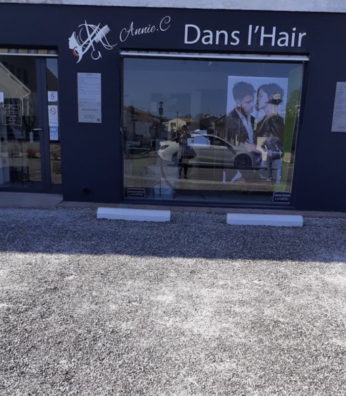 Devanture du salon de coiffure Annie C dans l’Hair à Longeville-sur-Mer